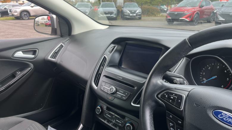 Ford Focus 1.5 TDCi 120 Titanium 5dr Diesel Hatchback